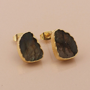 Pendiente de latón con piedras preciosas de labradorita, chapado en oro, piedra natal de moda, ajuste de flor, pendiente de tuerca bohemio genuino, moda personalizada - Product Image 5