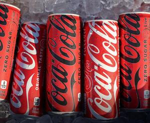 Refresco de Coca Cola asequible - Product Image 1