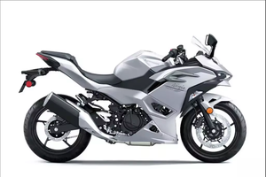 ¡LISTO PARA CONDUCIR! OFERTAS 2025 - Motocicleta Deportiva Kawasaki Ninja 500 ABS en Venta - Product Image 5