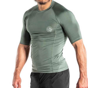 QST Rashguard de Boxeo Unisex Personalizado OEM de Alta Calidad, al por Mayor, Estampado, Elástico, Transpirable, 100% Poliéster para Competición - Product Image 5