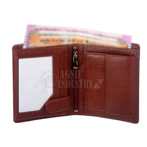 กระเป๋าสตางค์หนังผู้ชาย ดีไซน์แฟชั่นล่าสุด ขายดี ป้องกัน RFID ขนาดสั้น ทนทาน สบาย น้ำหนักเบา - Product Image 2