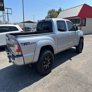 Camioneta Toyota Tacoma Diseñada para la Resistencia, Comodidad y Uso Diario, Disponible en Existencias, Entrega Rápida, Disponibilidad de Usados y Nuevos - Product Image 2