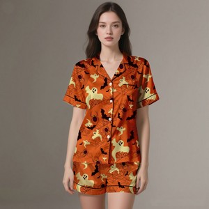 Ensemble de pyjamas en soie satinée pour adultes, élégant et luxueux, léger et respirant, imprimé numérique, vêtements de nuit confortables pour l'été et le printemps - Product Image 3