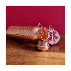 Forte demande avec un prix raisonnable Artisanat Ensemble de bouteilles en cuivre Bouteille d'eau scolaire Artisanat en Inde avec qualité d'exportation - Product Image 4