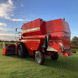 Moissonneuse-batteuse agricole d'occasion Case IH 9230 & 8240, 4 rangs, pour maïs, haute capacité de récolte, HOLLAND MASSEY FERGUSON - Product Image 2