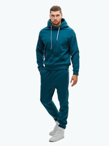 Ensemble de survêtement tendance pour homme avec sweat à capuche et pantalon cargo, conçu pour le confort, le style et les activités quotidiennes, en tissu de coton doux. - Product Image 4