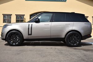 Range Rover P530 SE 2023, Gasolina, Bajo Kilometraje - Product Image 2