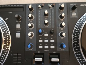 Controlador de DJ Rane-One Serato - Estado IMPECABLE - Product Image 3