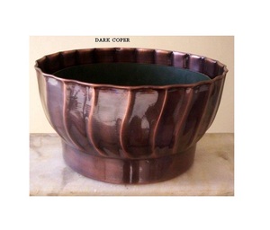 Jardinière en métal design antique en gros d'usine avec finition patinée pour jardins classiques disponible chez rana overseas inc - Product Image 3