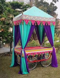 Decoración Mehndi Moderna y Duradera para Exteriores, Stand para Bodas Rehdi con Madera Tratada y Metal, Tamaño Personalizado para Eventos con Temática Árabe - Product Image 3