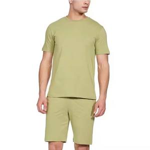 Vente en gros vêtements d'été nouveauté hommes ensembles à manches courtes t-shirt et short couleur unie vêtements pour hommes ensembles pour hommes personnalisation - Product Image 2