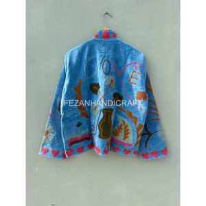 Chaqueta Acolchada de Terciopelo Estilo Bohemio, Chaqueta con Bordado Floral y Forro Interior de Algodón, Chaqueta Hippie Bohemia, Abrigo Corto para Fiestas - Product Image 5