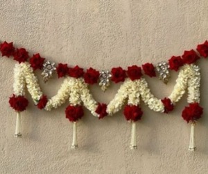 Trending Rose Bandarwal, Flower Toran, Trending Decoration, Arreglo floral, Flor artificial, Decoración para el hogar, Colgante de puerta, - Product Image 1