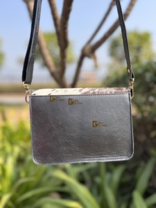 Hot <b>Sale</b> Real Cowhide Fur Leather Stylish New Arrival Sling <b>Bag</b> Handbag Hair On Hide Fur Bohemian Women's Multi Uses <b>Bag</b> - Product Image 3