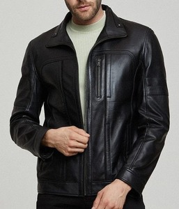Venta al por mayor por encargo para hombre negro con cremallera Acento piel de cordero chaqueta de motorista chaqueta de cuero real - Product Image 1