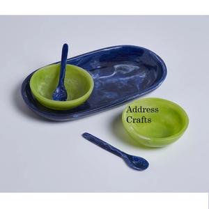 Dernier modèle de plateau bol en résine tourbillonnante blanche Vaisselle élégante en résine Service de table Bol en résine fait main et personnalisé Ustensiles de cuisine - Product Image 4