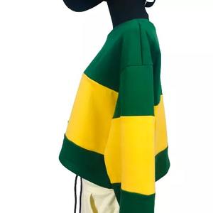 Vente en gros sweat-shirt personnalisé en polaire pour femmes, sweat-shirt imprimé uni à col ras du cou, Top court en maximisant l'usure - Product Image 6