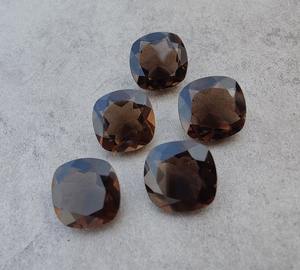 Cojín cuadrado de cuarzo ahumado 100% Natural de alta calidad, corte facetado, calibrado, venta al por mayor, piedras preciosas, venta al por mayor, OEM - Product Image 3