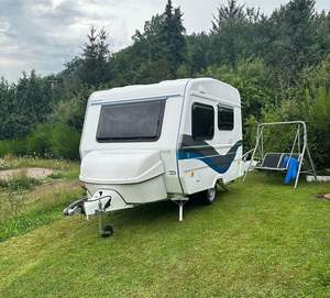 Caravane de luxe, camping-car, maison mobile, prête pour les voyages tout-terrain. - Product Image 3