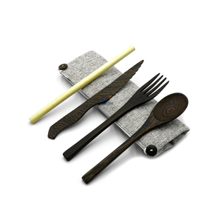 Ensemble de couverts de voyage réutilisables à la noix de coco Ensemble de couverts en bois de coco réutilisables avec paille pour la vente en gros - Product Image 6