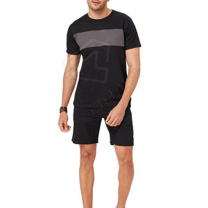 Ensemble court de t-shirts graphiques à impression personnalisée en deux pièces vêtements d'été pour hommes ensemble t-shirts et shorts grande taille en 2 pièces - Product Image 1