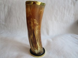 แก้วลายฮอร์นสำหรับดื่มทำมือไม่เหมือนใครทำมือแกะสลักด้วยมือแก้วทรงกรวยสำหรับดื่มแบบไวกิ้ง - Product Image 2