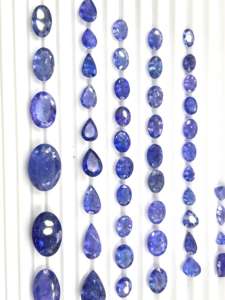 Tanzanita natural 3-7 quilates Piedra preciosa facetada suelta con inclusión - Product Image 4