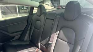 Usado Clean 2023 Tesl-a Modelo 3 Standard Plus Sedan - Product Image 4