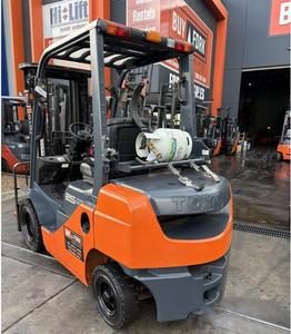 Mástil de Contenedor Toyota 2018 con Componentes Principales (Caja de Cambios, Bomba, Motor, Rodamiento) - 2.5T en Venta - Product Image 1