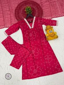 ชุดคุर्ติพร้อมกางเกงและผ้าคลุมไหล่ คอลเลคชั่นพรีเมียม ผ้าเรยอน ปักลาย ผลิตในอินเดีย ขายส่งราคาถูก - Product Image 4