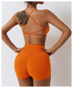 Conjunto de ropa deportiva de Yoga para mujer, Top corto asimétrico con cuello oblicuo, pantalones de cintura alta, logotipo frontal transpirable, ropa de Fitness para gimnasio - Product Image 3