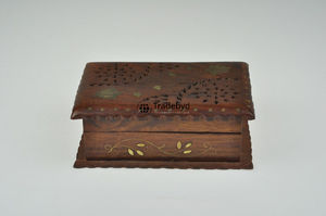 Silla hecha a mano de madera maciza tallada exquisita de Tradebyd con diseño personalizable para la decoración moderna y tradicional del hogar - Product Image 5