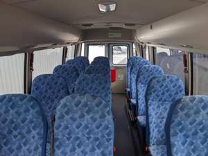 Berline automatique d'occasion 2021-2022 à 5 places, conduite à gauche, transmission intégrale, intérieur cuir foncé, pneus R18, intérieur clair, 4.5L Euro IV - Product Image 4