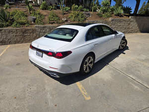 Mercedes-Benz Clase E E 350 4MATIC 2024 en Perfectas Condiciones - Product Image 2