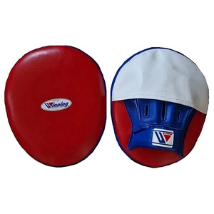 นวมซ้อมมวยทรงรีแบบโค้งรุ่นใหม่สำหรับมืออาชีพ สีตามสั่ง แผ่นซ้อมมวย Winning แบบกำหนดเอง นวมซ้อมมวย Winning แบบปรับแต่งได้ - Product Image 3