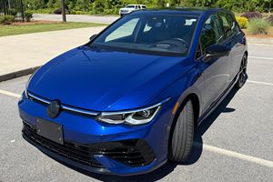 Volkswagen Golf R Turbo 4 cylindres d'occasion en excellent état, modèle 2022 - Product Image 4