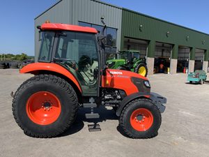 Tractor Kubota L4600 4x4 Nuevo y Usado de la Mejor Calidad, Motor de 40 HP, Tractor Agrícola con Potente Rendimiento de Motor en Venta - Product Image 4