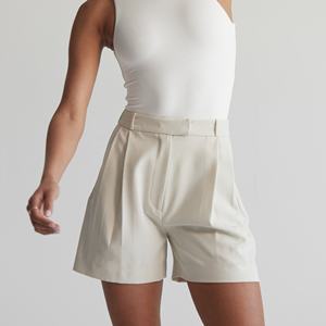 Short taille haute léger et élégant pour femmes Séchage rapide Imperméable Caractéristique Logo personnalisable Bouton Fleur Motif lavé à la mode - Product Image 1