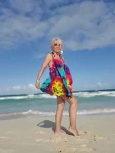 2025มินิเดรสมัดย้อมสไตล์ใหม่สำหรับผู้หญิงเดรสชายหาดแขนกุดผ้าเรยอนสำหรับ100% - Product Image 5