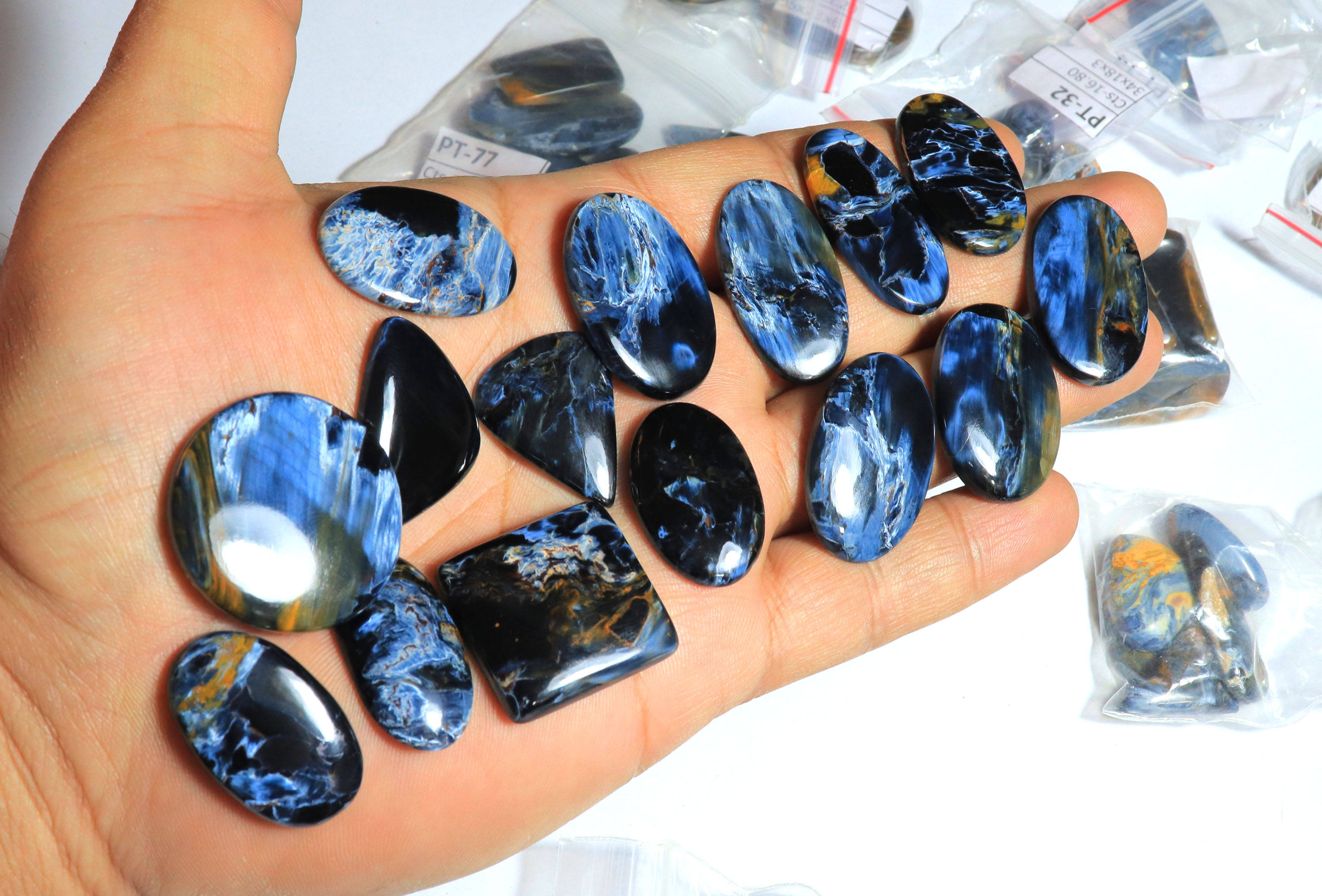 เหมือนกับภาพ