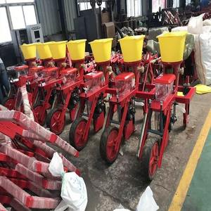 Nouvelle Semoir pneumatique pour maïs, soja, sorgho, arachide, 3, 5, 10 rangs, semoir de tracteur avec pompe à moteur - Product Image 1