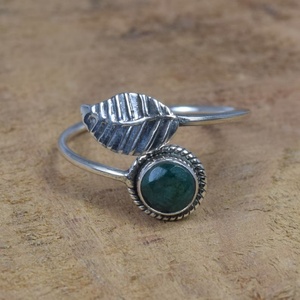 Đồ trang sức Studio T10 ngọc lục bảo tự nhiên đá quý <span class=keywords><strong>bezel</strong></span> thiết lập lá vòng phụ nữ 925 Sterling Bạc Christian IEC chứng nhận tùy chỉnh - Product Image 1