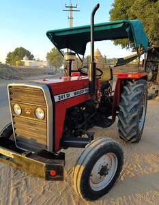 Encuentra iconos similares de maquinaria agrícola en venta 4WD Massey Ferguson. - Product Image 1