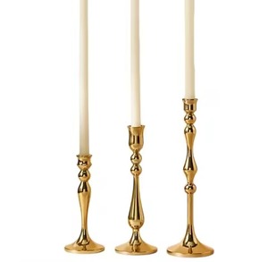 Bougeoir élégant en métal Décor de table élégant pour la célébration de mariage Accent de chambre à coucher et de salon - Product Image 3