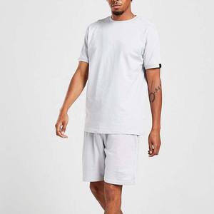 Conjunto de 2 piezas de camiseta y pantalones cortos personalizados OEM conjuntos de camisetas y pantalones cortos informales vintage de gran tamaño de color sólido de nuevo diseño para hombres de talla grande - Product Image 6