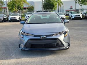 Corolla LE FWD d'occasion 2023 - Product Image 2