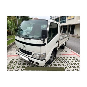 Camioneta Dyna Usada, Posicionada para Compras al por Mayor con Disponibilidad Constante - Product Image 3