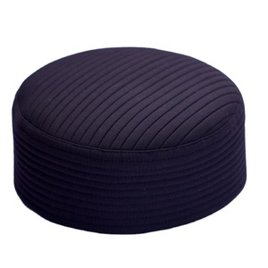 Caps de prière Casquette de prière pour hommes en broderie islamique avec les dernières créations - Product Image 1