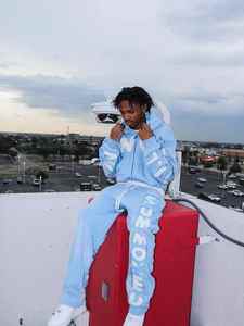 Ensemble de survêtements pour hommes personnalisé matériau respirant à séchage rapide élégant vente en gros de vêtements de mode de haute qualité faits sur mesure - Product Image 3