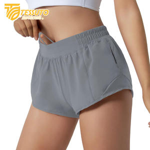 Pantalones cortos deportivos para correr de secado rápido al por mayor, pantalones cortos deportivos de doble capa con cintura elástica para entrenamiento activo, pantalones cortos de yoga para ciclismo al aire libre para mujer - Product Image 1